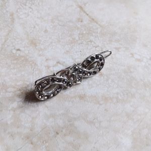 Vtg Victorian Inspired Crystal Rhinestone Silvertone Small Barrette Hair Clip